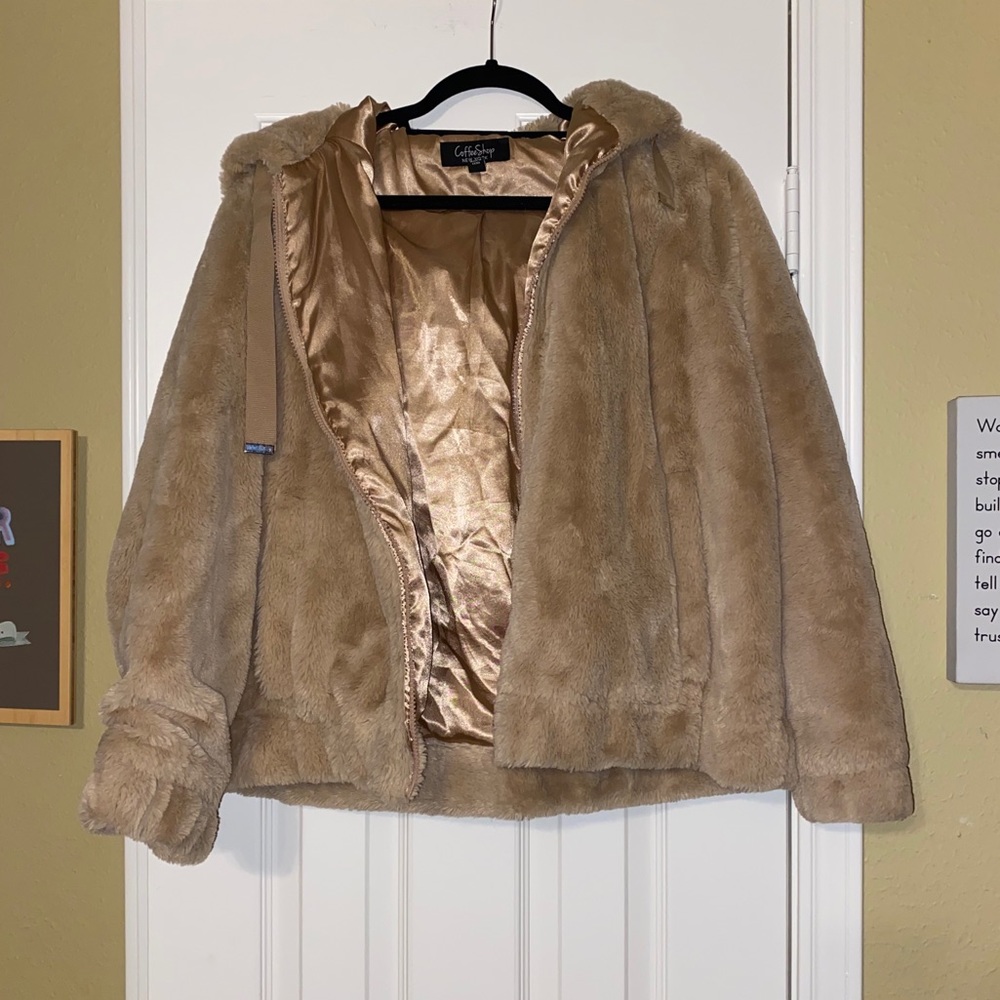 Coffee Shop New York XL Hoodie Jacket